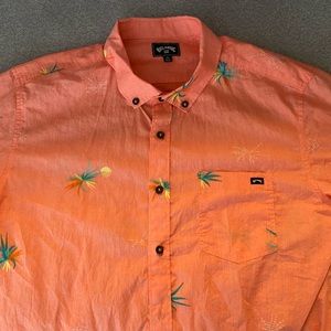 Billabong button down - short sleeve